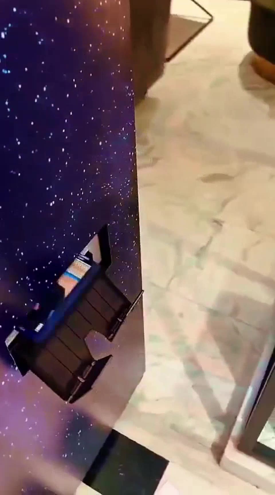 Mirror Booth